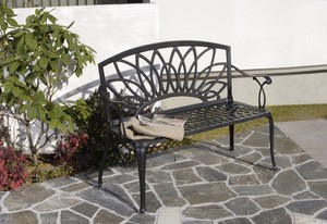 Garden Table/Chair Style