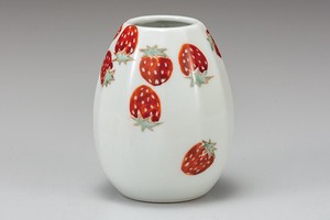 Kutani ware Flower Vase Strawberry