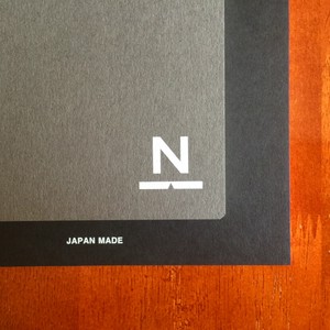 ノンブルノート「N」（#14ダークグレー×ブラック）Nombre Notebook N