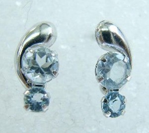 Pierced Earring Gold Post Aquamarine/Coral
