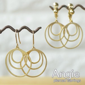 再入荷【Angie】 無垢真鍮 トリプルサークル ゴールド ピアス／イヤリング 4タイプ。