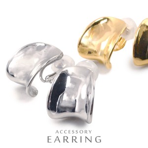 Clip-On Earrings Earrings M