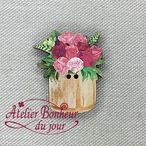 フランス製　木製ボタン　アトリエ ボヌール ドゥ ジュール 【バラの花束】