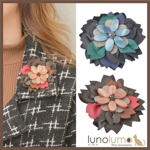 Brooch Red Cattle Leather Flower Leather Genuine Leather Ladies' Brooch