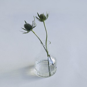 （高さ12cm）リューズガラスクーレラインフラワーベースソラス／リサイクルガラス 花瓶 一輪挿し