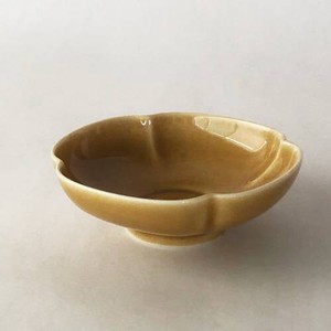 深山(miyama.) 瑞々 木瓜鉢6寸 うす飴(17.5cm)[日本製/美濃焼/和食器]