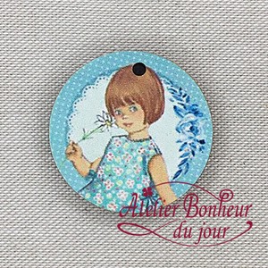 フランス製　木製ボタン　アトリエ ボヌール ドゥ ジュール 【青い小さな女の子】