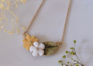 お花のネックレス(白&黄)