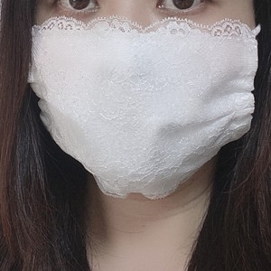 【日本製】お肌に優しいシルクのレースマスク
