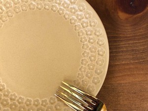 印花型　茶マット　5.0皿　16cm【日本製　パン皿　ケーキ皿　取り皿　和食器　陶器　織部】ヤマ吾陶器