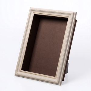 ﾌﾚｰﾑ＋紙BOX ﾛｲﾔﾙ A4(箱内寸) ｸﾗｼｯｸﾎﾜｲﾄ