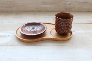 多様な用途で使える・お手軽感【おもてなし・おつまみ用】wooden plate /木製渦巻皿