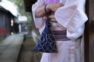 KINCHAKU the traditional Japanese storage pouch indigo