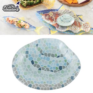 Glass fishery plate