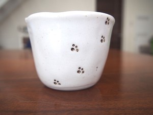あしあと猫陶碗(小）　カップ/そば猪口　【陶器・食器・瀬戸焼・日本製】