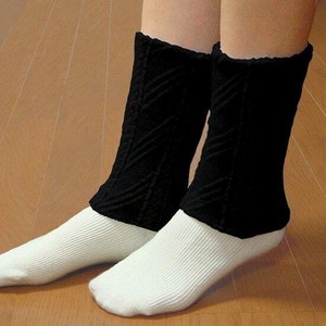 Cold Weather Item black Socks