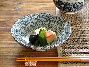 藍染たこ唐草5.5浅鉢【中鉢 日本製 美濃焼 和食器】