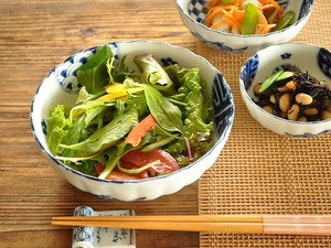 藍丸紋菊形5.5鉢【中鉢 日本製 美濃焼 和食器 菊型】