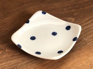 Small Plate Mamesara Pottery M Made in Japan