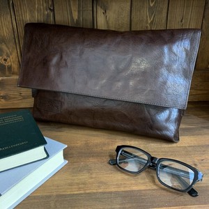Clutch Cattle Leather
