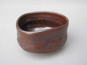 抹茶碗 お茶道具 和陶器 和モダン /鉄釉沓形抹茶碗