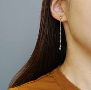 〔14kgf〕ハーキマーダイヤモンドチェーンノンホールピアス　(イヤリング) (crystal earrings)