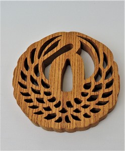 木製　刀の鍔鍋敷き　鶴