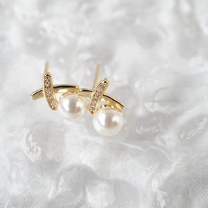 [Sterling silver]Pearl cross design pierce