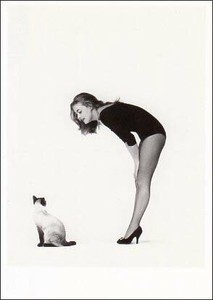 ポストカード モノクロ写真「ジャンヌ・モローと猫」