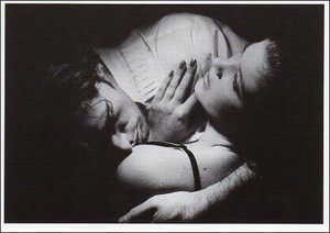 ポストカード モノクロ写真「女性と男性」「愛の輪」