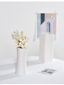 白い陶製の花瓶0703#STL778