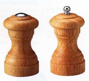 【お洒落で便利】　木製ペッパーミル＆ソルトシェーカー　アルト