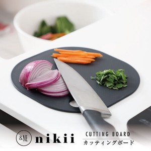 食洗器対応 nikii プチ まな板 NIK-178【日本製】
