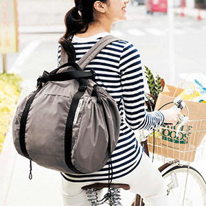 Bag for shopping basket transforming into backpack