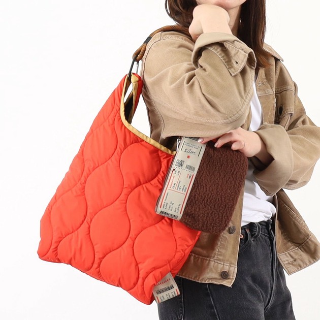 【オレンジ】クーコ オリジナル柄テープ キルティング マルシェ型バッグ