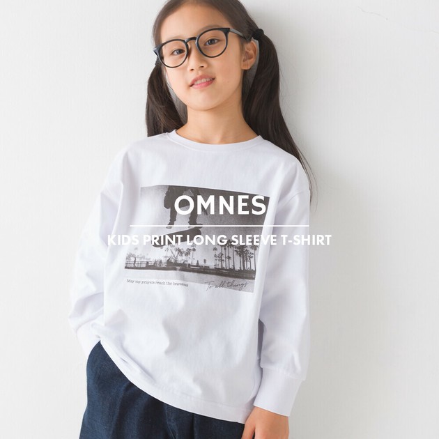 Printed sleeve raglan wholesale top