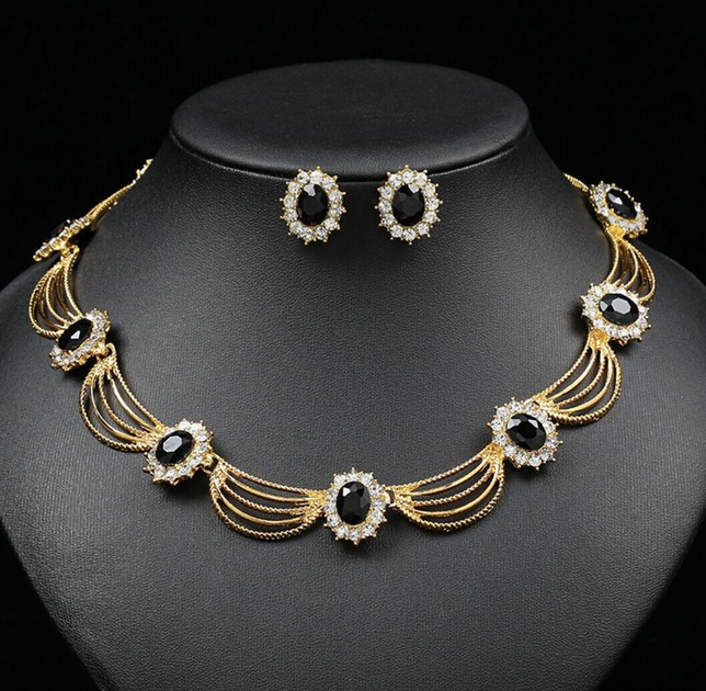Pendant Earrings Necklace Ladies fashion | Import Japanese products at  wholesale prices - SUPER DELIVERY