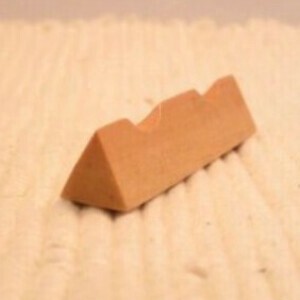 シンプルでかわいい木の三角箸置き☆スプーンレスト★