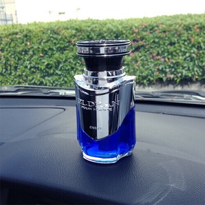 【エルデュラン　ファントム】車用リキッドフレグランス。輝き放つ存在感