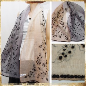 Fine Quality Wool Silk Embroidery Flower Shawl Stole 3
