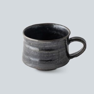 手づくりマグカップ　荒粉引　黒美濃　日本製　陶器　南窯