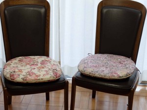 Table Chair Cushion Flor