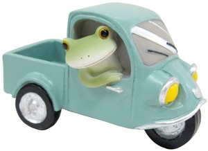 コポー 三輪自動車に乗るカエル 蛙 かえる  置物 マスコットオーナメント copeau