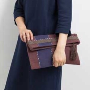 【フェアトレード】手織りカラーブロッキングクラッチバッグ