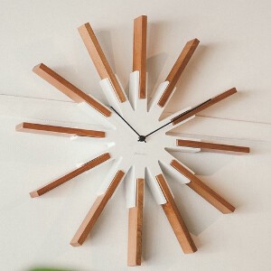 ウォールクロック　掛け時計　ナチュラル　アート　デザイン　シリオ