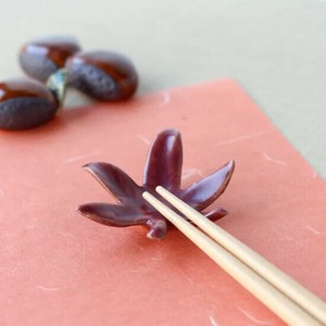 もみじ　紫　箸置き　日本製