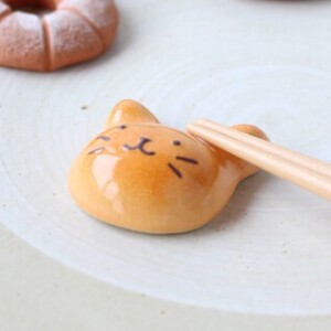 Chopsticks Rest Cat