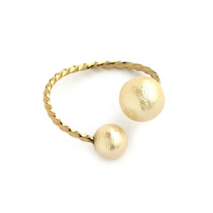 Clip-On Earrings Gold Post Pearl Earrings Ear Cuff Jewelry Cotton Made in Japan