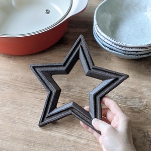 CAST IRON STAR TRIVET / アイアン スター 鍋敷き キッチン雑貨 インテリア