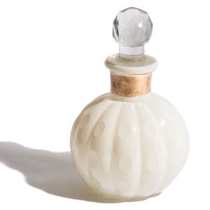 ガラス香水びん（ミルクカラー） M15-1325 / フラワーベースとしても大人気